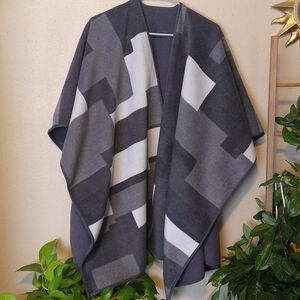 Fleece Geometric Poncho